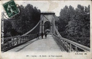 cartes-postales-photos-Ile-Barbe--le-Pont-suspendu-LYON-69003-11911-20080427-1f0d2d7n4f8m7j8x2p7k.jpg-1-maxi
