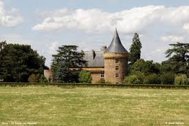 chateau de Pouilly